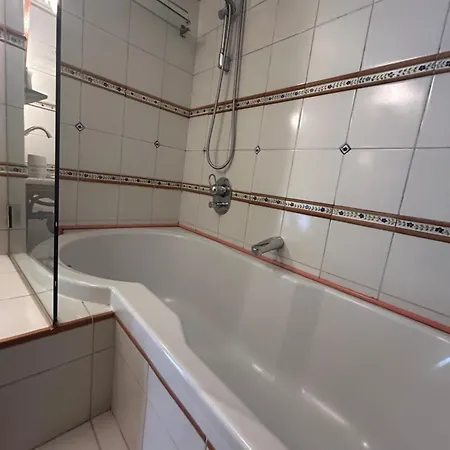 Azzurra Apartment Genoa